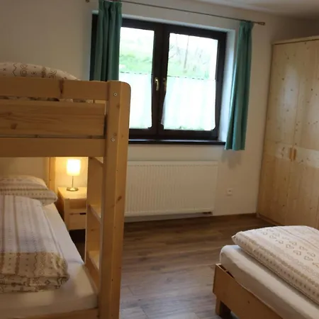 Rekreacny Dom Za Potokom Stredna Revuca