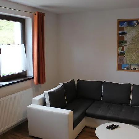 Rekreacny Dom Za Potokom Stredna Revuca