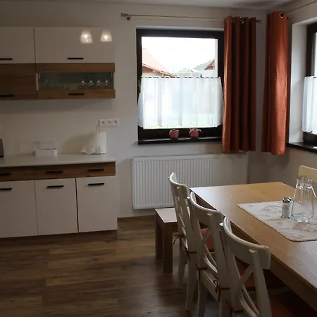 Rekreacny Dom Za Potokom Stredna Revuca